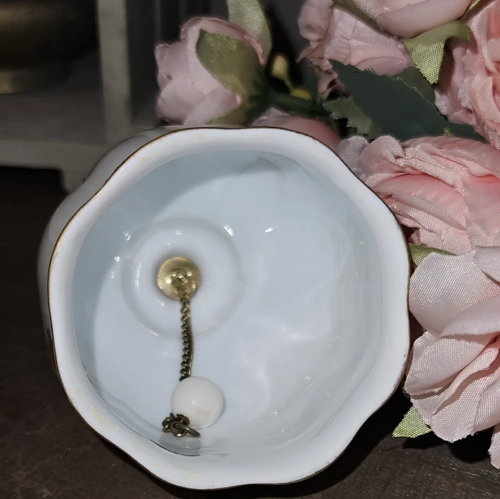 The Danbury Mint beautiful bell